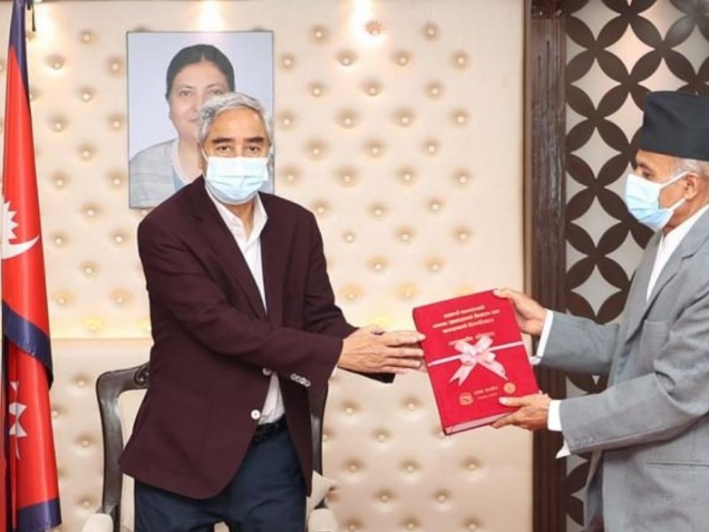 भाषा आयोगद्वारा प्रधानमन्त्रीसमक्ष प्रदेशगत भाषा सिफारिस